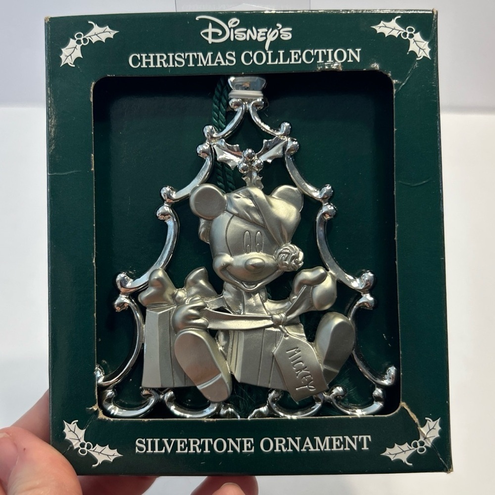 Disney's Christmas Collection - Mickey & Minnie Silvertone Ornament
